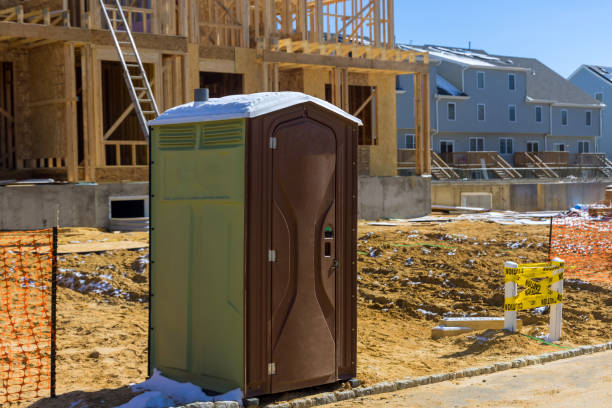 Best Temporary restroom rental  in Fowlerville, MI