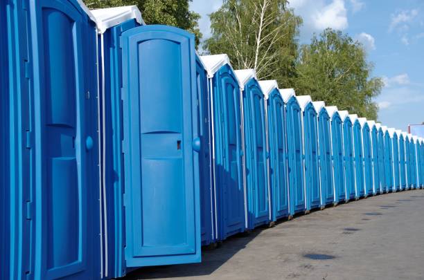 Best Portable restroom trailer rental  in Fowlerville, MI